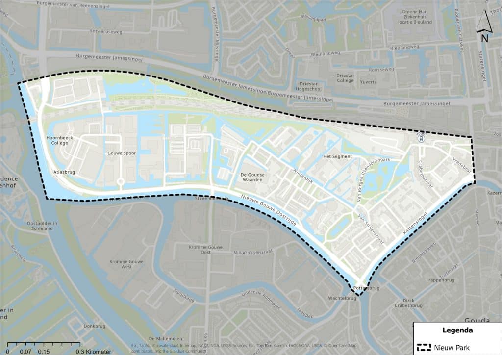 Kaart van het gebied waar het wijkmobiliteitsplan over gaat: Nieuwe Park Oost, Nieuwe Park West en Gouwespoor. Het gebied ligt tussen de Kattensingel, de Nieuwe Gouwe O.Z., en het treinspoor.